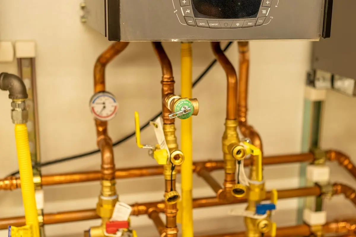 Licensed technician providing Pipe Repair for a homeowner in Combee Settlement